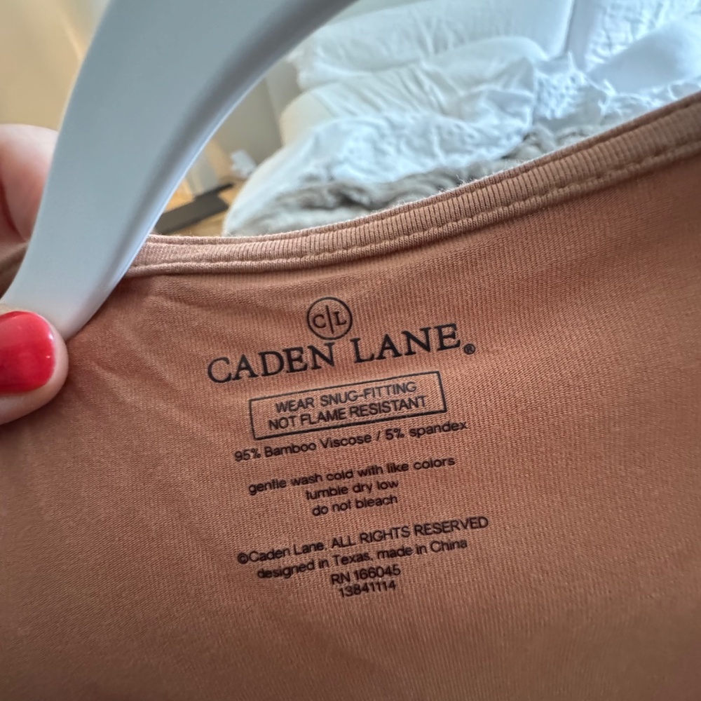 Case Lane Robe - Picture 3 of 3